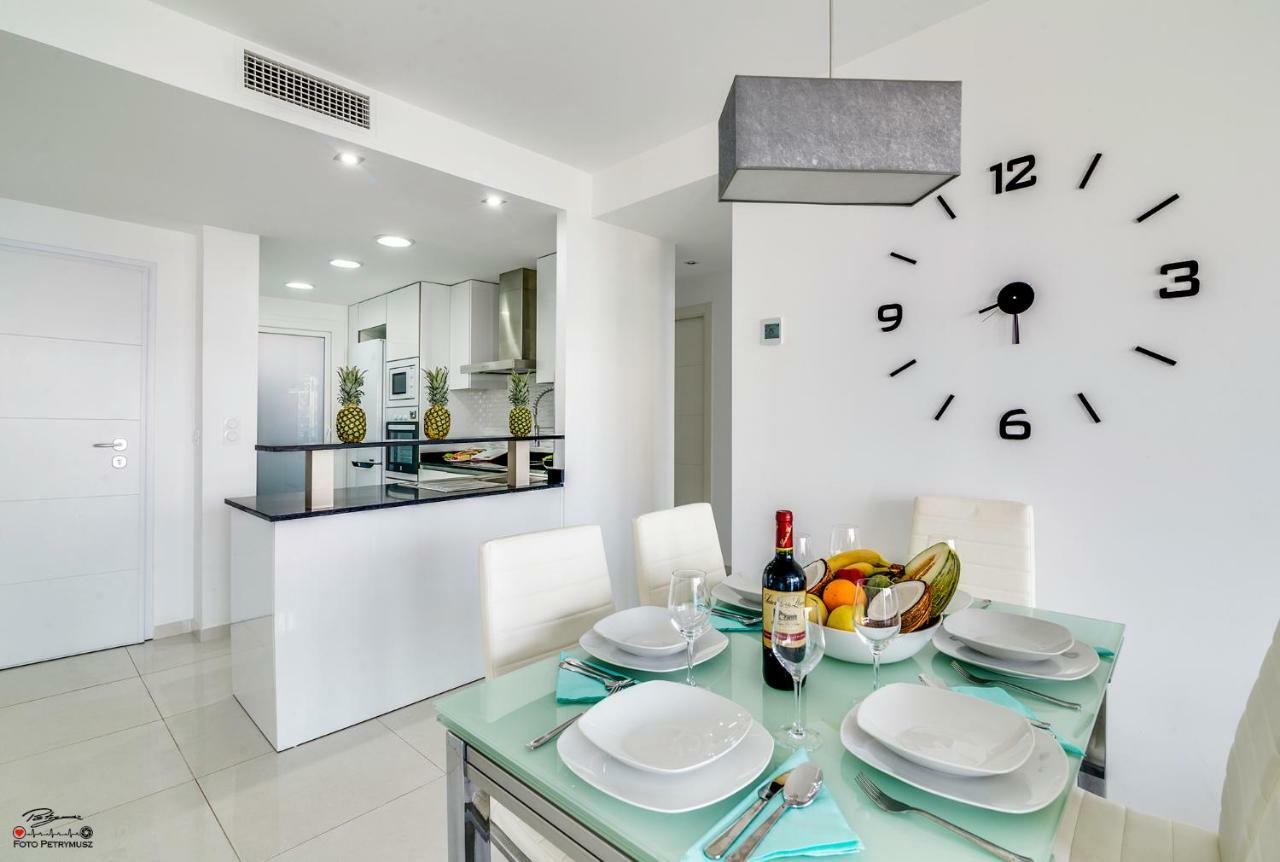 Ferienwohnung Torrevieja - Punta Prima Sea Senses Exterior foto