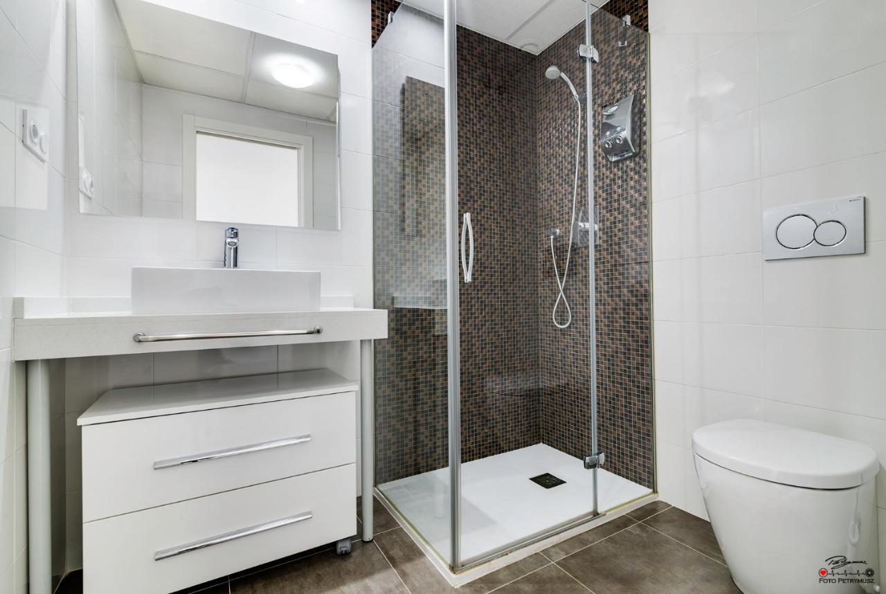 Ferienwohnung Torrevieja - Punta Prima Sea Senses Exterior foto